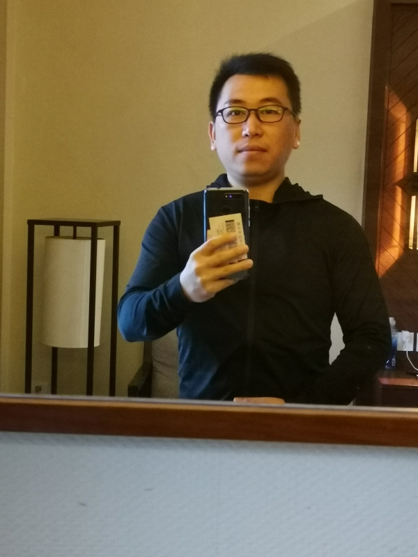 52赫兹的第二张照片--马尾闪婚服务中心