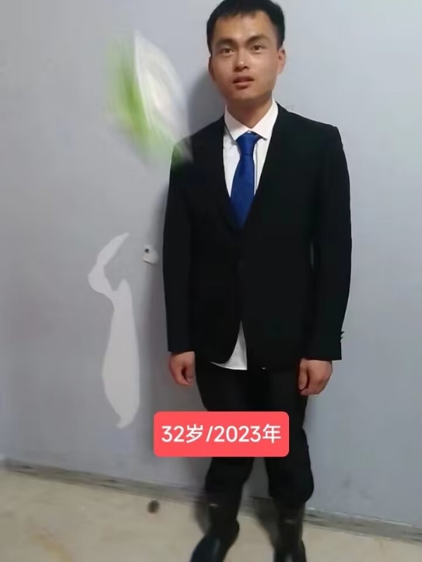 林嘉任的第一张照片--马尾闪婚服务中心