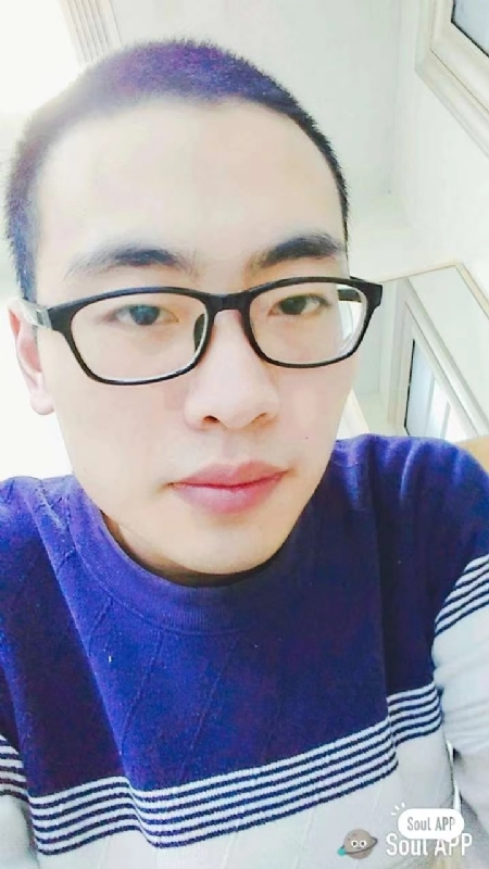 叶乘风的第一张照片--马尾闪婚服务中心